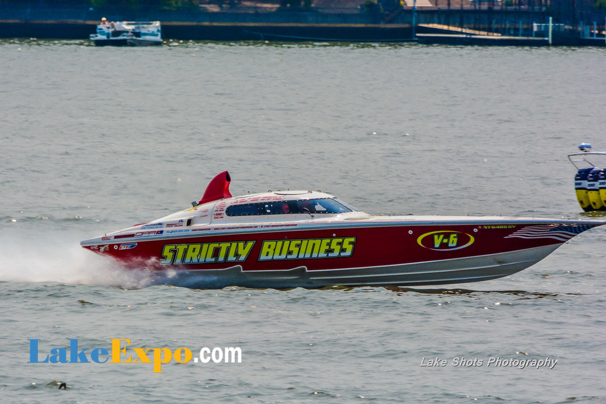 LakeRace2 490-589.jpg